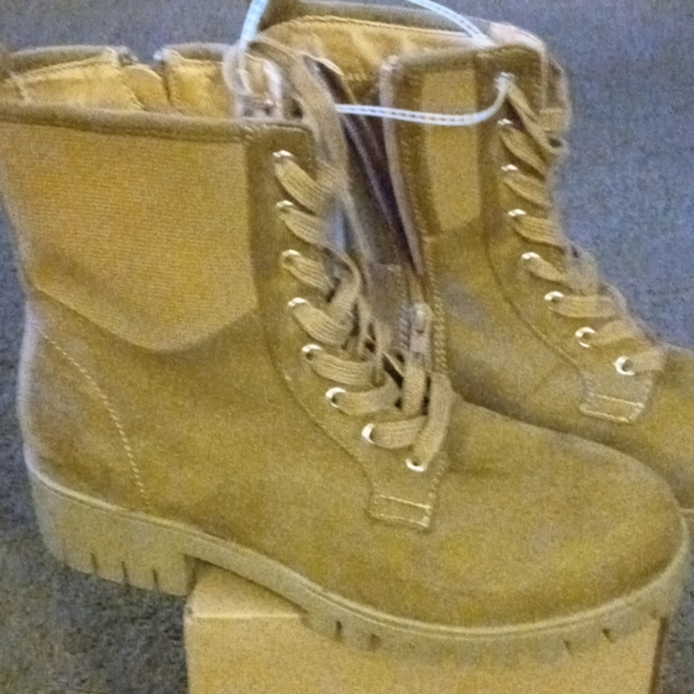 Womens boots
